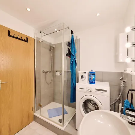 Casatua - Blue Design - Ruhig - Arbeitsplatz - Balkon Apartment