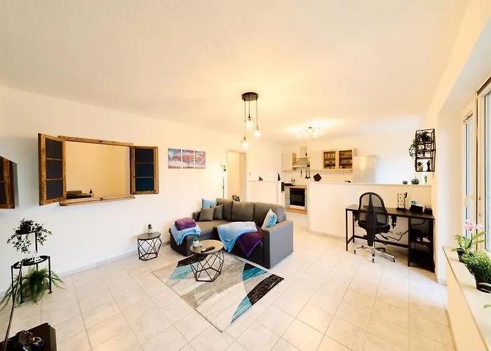 Apartman Casatua - Balkon - Arbeitsplatz - Ruhig - Messe - Wifi *