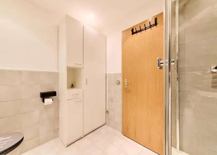 Апартаменты Casatua - Balkon - Arbeitsplatz - Ruhig - Messe - Wifi Вупперталь