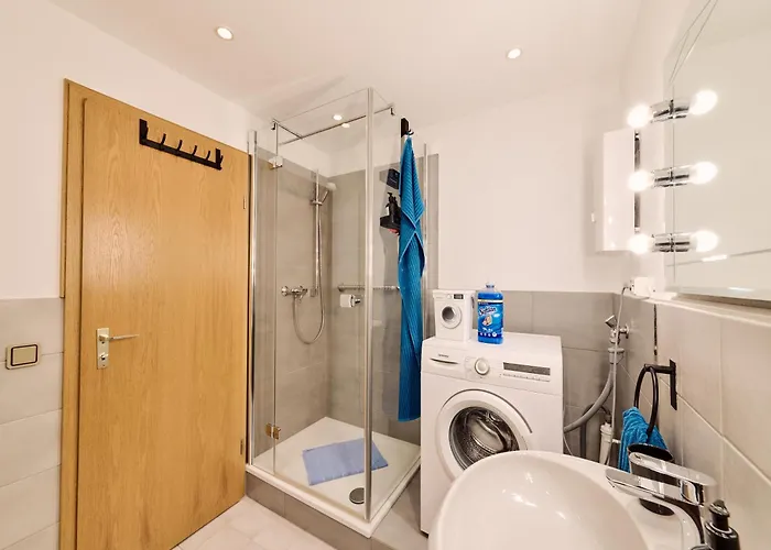 Casatua - Balkon - Arbeitsplatz - Ruhig - Messe - Wifi Apartman